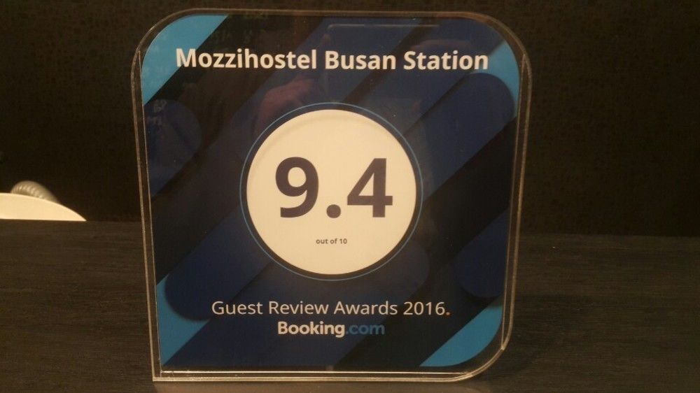 Mozzihostel Busan Station Екстер'єр фото