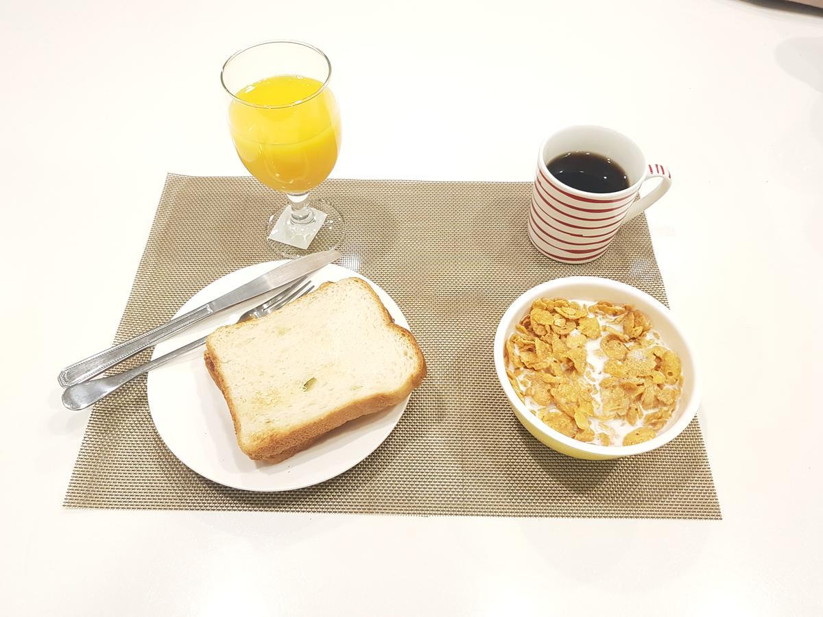 Mozzihostel Busan Station Екстер'єр фото