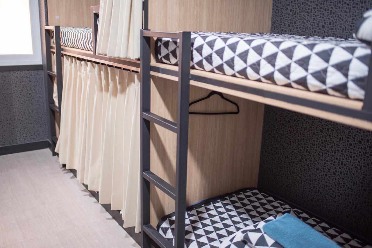 Mozzihostel Busan Station Екстер'єр фото